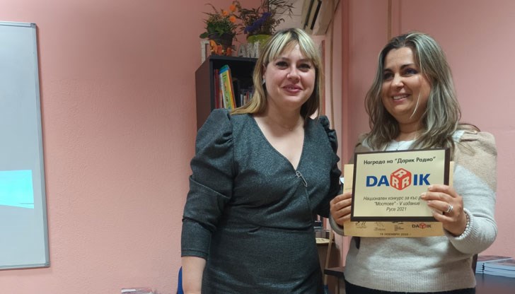 “Разкази от корена” ще се нарича първият самостоятелен сборник на Кристина Палазова “Разкази от корена” ще се нарича първият самостоятелен сборник на Кристина Палазова