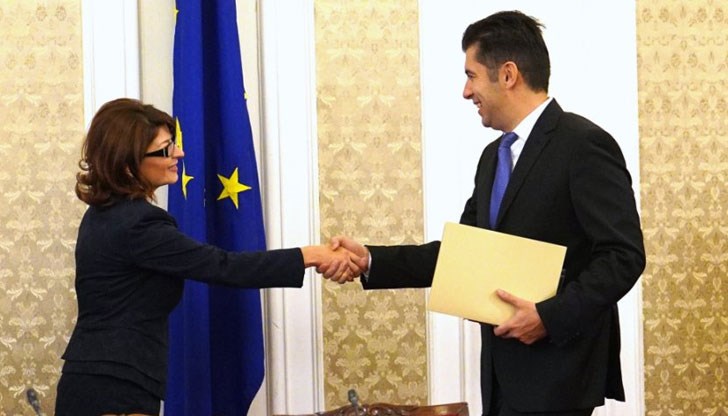 В групите е възможно да участват и представители на служебното правителство и на други политически сили, за да се търси максимално съгласие