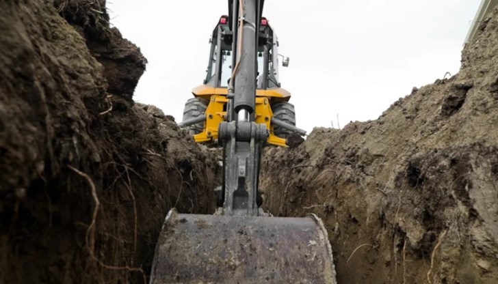 Двама от тях са извадени