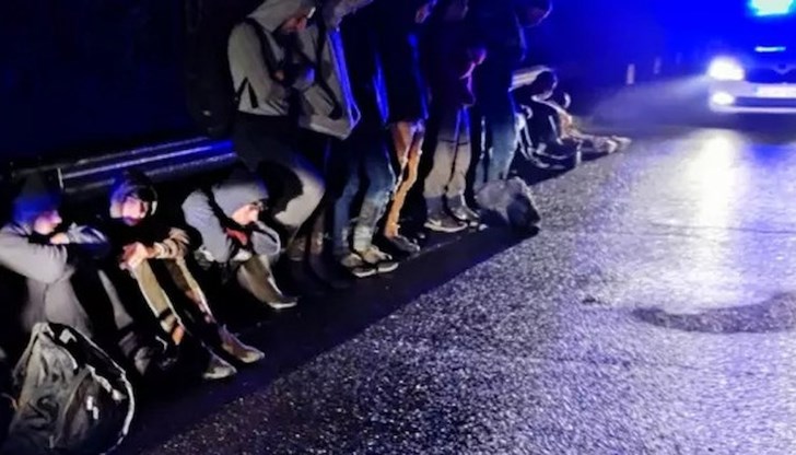 Мигрантите са били превозвани от сръбски гражданин