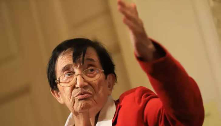 Никоя от партиите не иска властта, защото се страхува от нея - страхува се от зимата, от тежките решения, заяви икономистът Никоя от партиите не иска властта, защото се страхува от нея - страхува се от зимата, от тежките решения, заяви икономистът