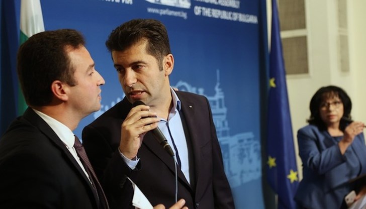 По думите на депутата от ГЕРБ това означава съкращаване на над 80% от работниците или повече от 10 000 души По думите на депутата от ГЕРБ това означава съкращаване на над 80% от работниците или повече от 10 000 души