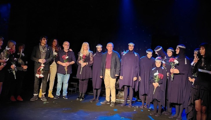 "Орфей" е спектакъл-паноптикум "Орфей" е спектакъл-паноптикум