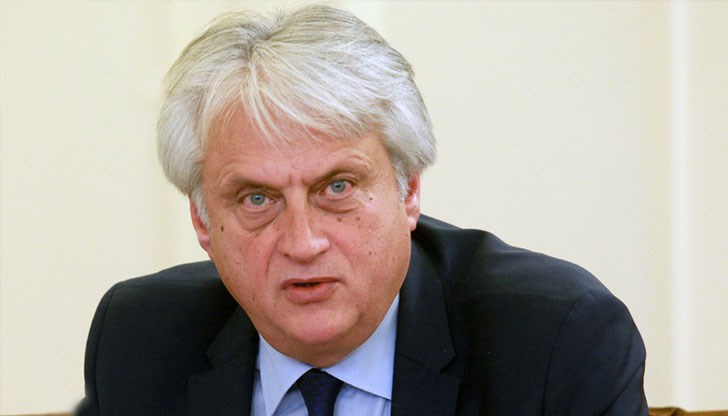 Абсолютна лъжа е, че по времето на Борисов не е имало мигрантски натиск, заяви бившият вътрешен министър Абсолютна лъжа е, че по времето на Борисов не е имало мигрантски натиск, заяви бившият вътрешен министър