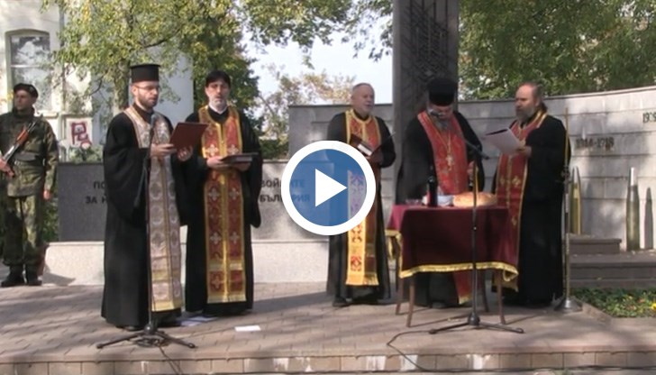 Свещеници отслужиха молитва в памет на загиналите русенски воини