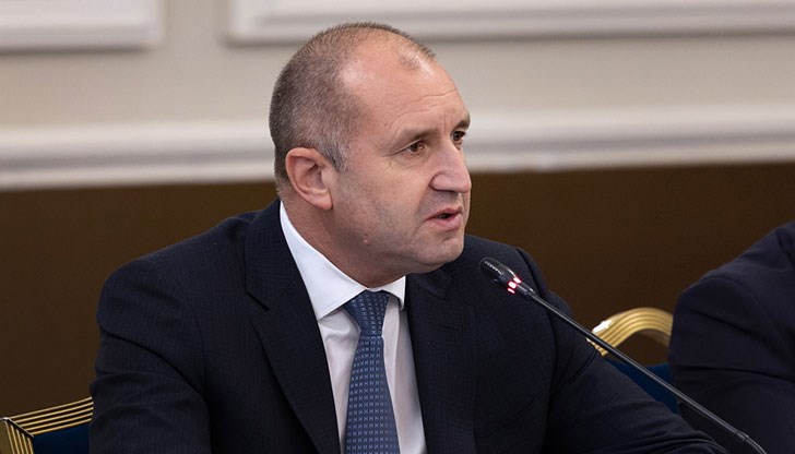 България ще продължи да подкрепя Украйна, заяви президентът