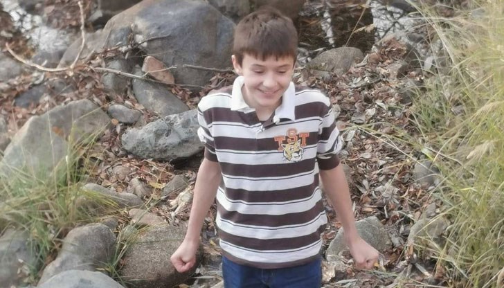 Разпитани са всички близки на детето без майката, която още не се е върнала в България