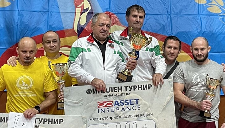 Националите, водени от Ангел Тодоров и Мариян Недков, постигнаха 3 победи