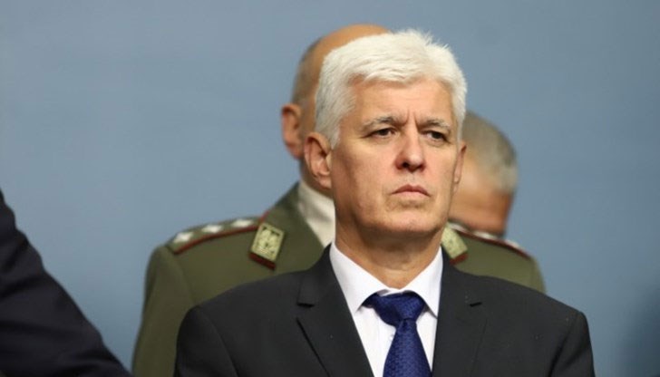 Няма притеснения в нито една държава членка на НАТО, заяви министърът на отбраната