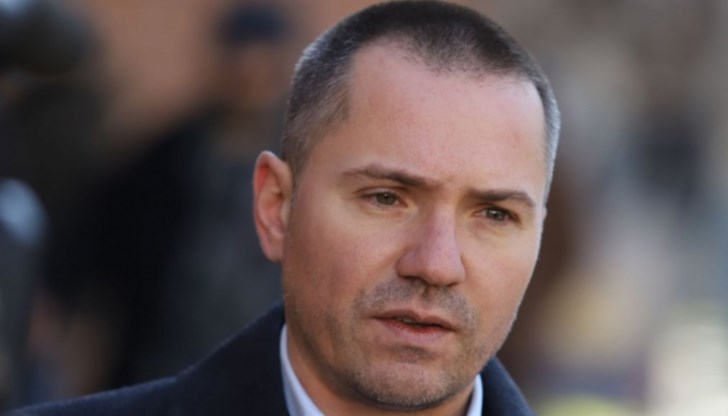 Ангел Джамбазки: Щом вписването на българите в Конституцията на РСМ не е приоритет, няма да започнат преговори Ангел Джамбазки: Щом вписването на българите в Конституцията на РСМ не е приоритет, няма да започнат преговори