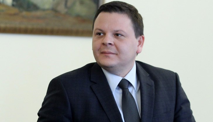 Намерихме варианти и се справихме без “Газпром”. Постигнахме диверсификация, и то на добра цена, добави вицепремиерът Алексиев