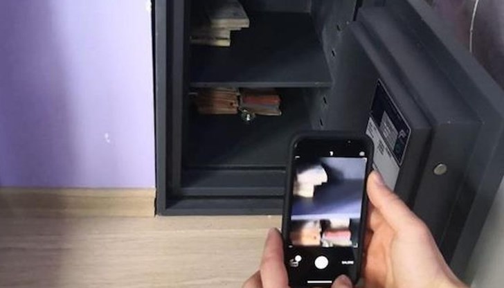 Петима души са задържани