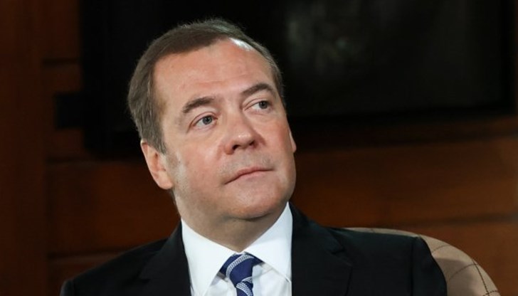 "Киев е просто руски град, в който винаги се е мислело и говорело на руски", заяви Медведев в Телеграм