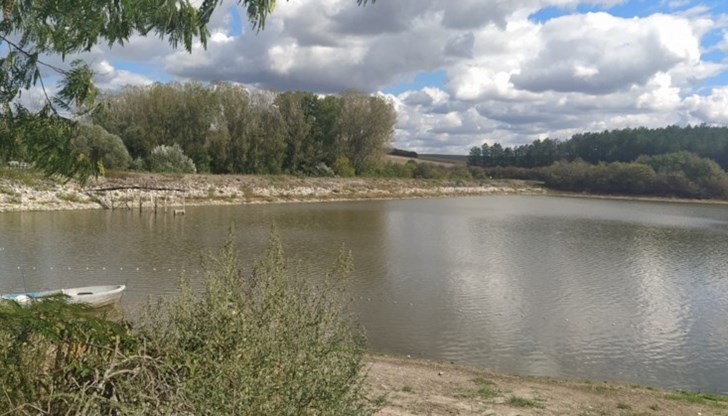 Два от общо четиринайсетте обекта са напълно източени и не работят, този в Борово е в ремонт Два от общо четиринайсетте обекта са напълно източени и не работят, този в Борово е в ремонт