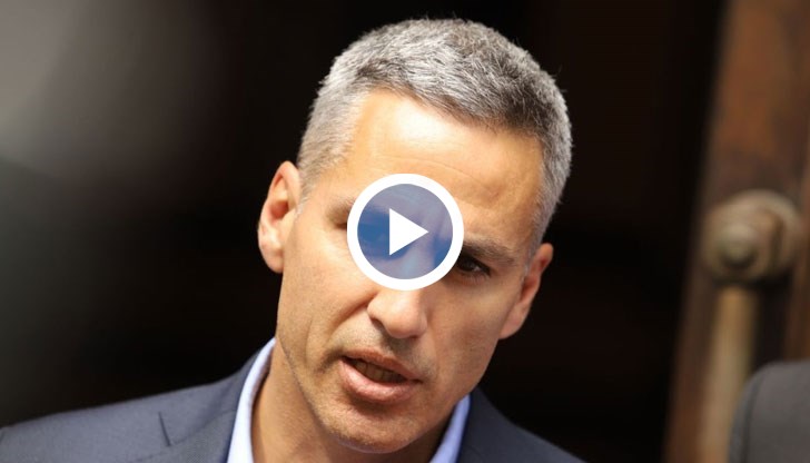 Депутатите от ПП напуснаха пленарната зала