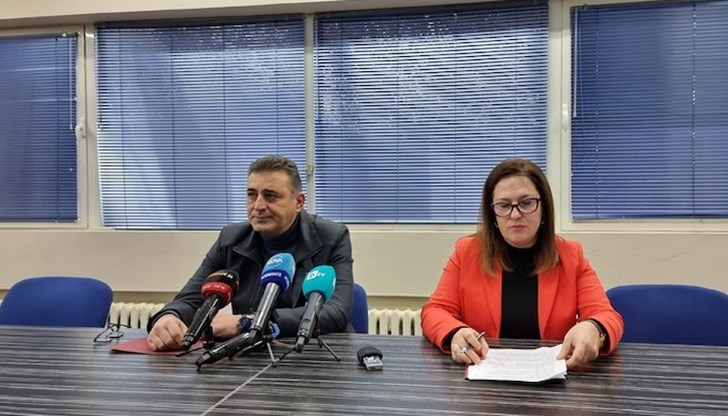 Задържани са 23 мигранти от Сирия и Ирак Задържани са 23 мигранти от Сирия и Ирак