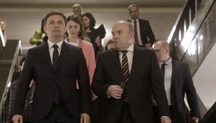 Външният министър на РСМ съобщи, че с българския си колега Николай Милков вече е договорил едно събитие