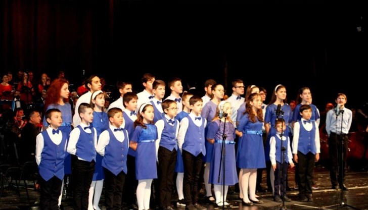 Хор „Свети Георги Победоносец“ към Общинския младежки дом