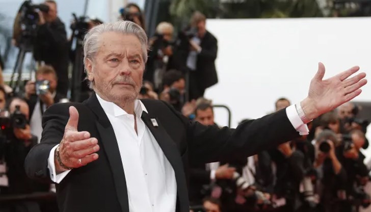 Много съм добър в три неща – да бъда актьор, да върша глупости и да правя деца, казва актьорът за себе си Много съм добър в три неща – да бъда актьор, да върша глупости и да правя деца, казва актьорът за себе си