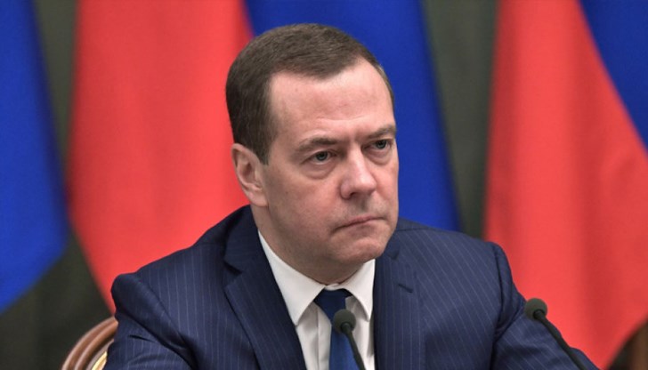 Дмитрий Медведев написа в Телеграм, че Русия се сражава в Украйна с "побъркани нацистки наркомани"