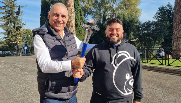 Българската футболна легенда е в Рим, където ще участва в