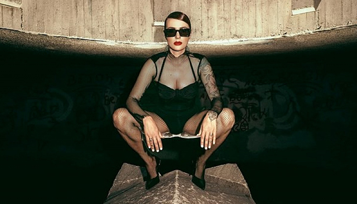 Българският хелзинкски комитет ще предостави правна помощ на певицатаРут Колева