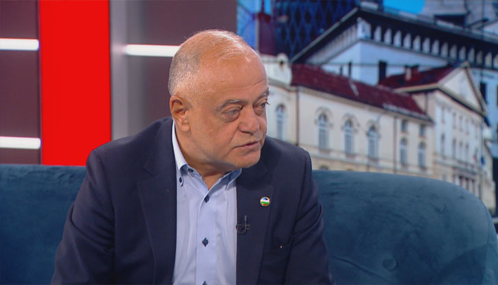 Видях се с посланика на Украйна. Той знае в подробности