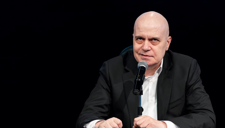 Кирил Петков и Асен Василев сега ще седнат на една маса