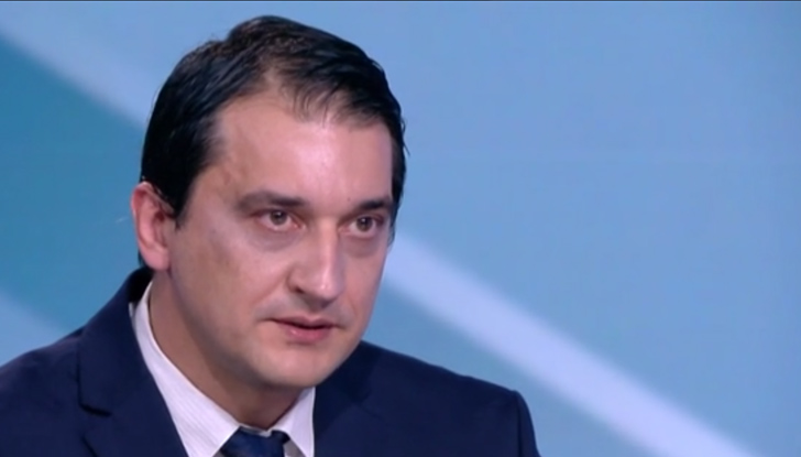 Вотът трябва да е само и единствено машинен​, категоричен бе