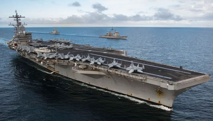 Ядреният самолетоносач Джордж Буш е един от най-големите военни кораби