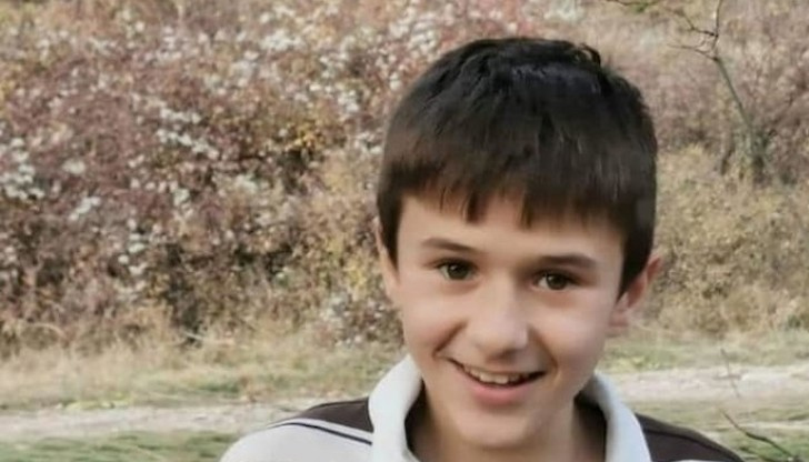 И днес местните власти призовават всеки, който има информация или