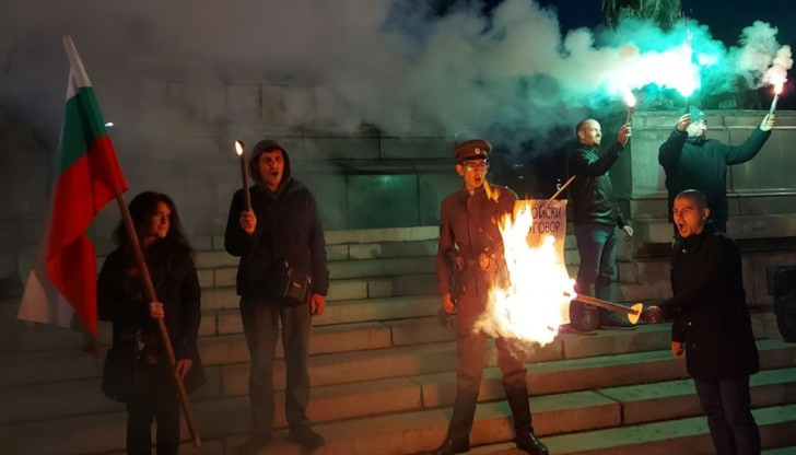 Венец в памет на героите, загинали за обединението на българските