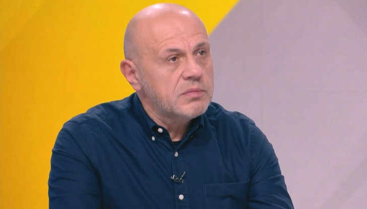 Според Томислав Дончев трябва да се мисли нестандартно за сформирането