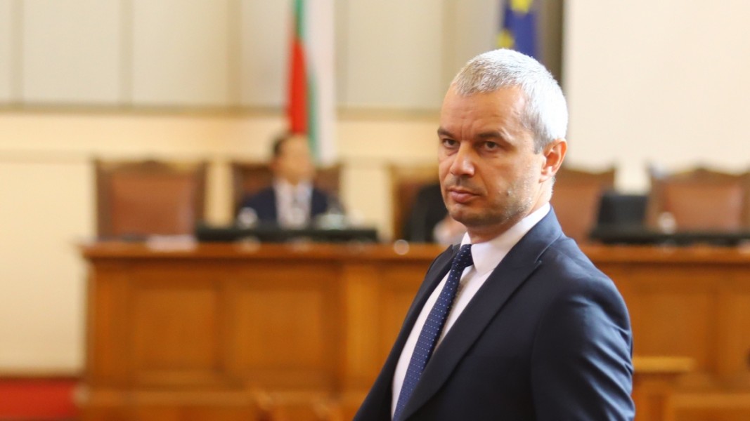 Възраждане са получили отказ от президента за свикване на референдум