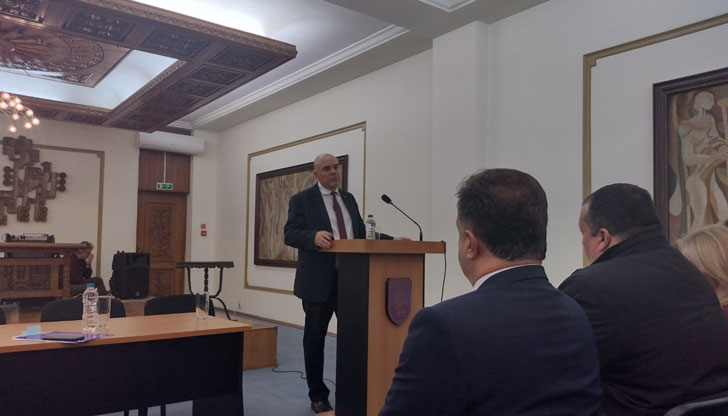 Ние разбираме и се стараем да разберем проблемите на гражданите