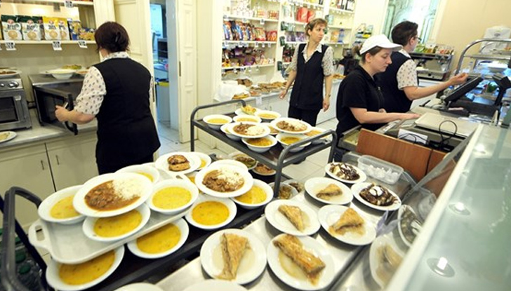 Към Асен Василев бяха отправени обвинения, че не си е