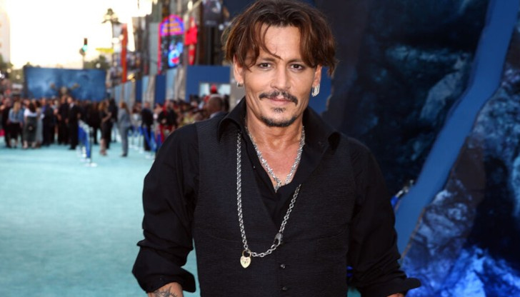 Самият Джони Деп е спечелил над 240 милиона долара от