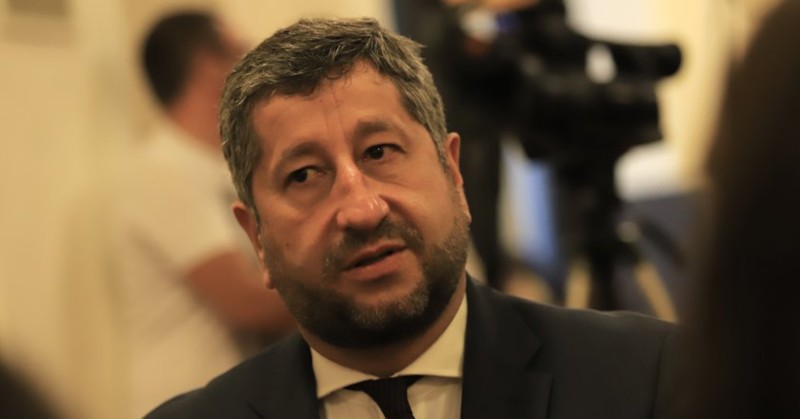 За местните избори догодина все още имена не са обсъждани,