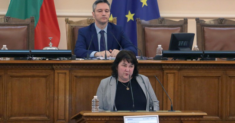 Увеличение с десет лева на минималната работна заплата влошава бюджетното