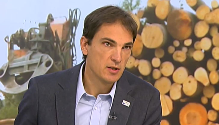 Тези, които ще гласуват за кмета, имат дърва, другите няматС