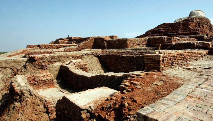 Наводненията, ураганите, циклоните и все по-честите пожари оставят твърде голям