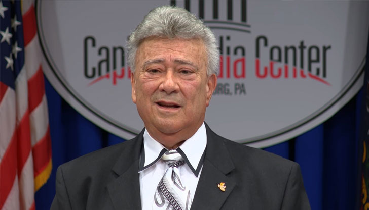 Демократът Тони ДеЛука, починал от рак през октомври, беше преизбран