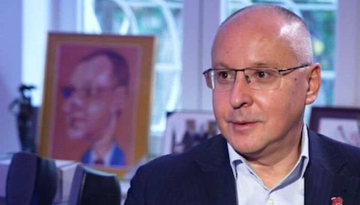 Бившият председател на ПЕС каза, че ще потърси формата, за да