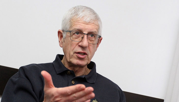 Петков и Василев за 8 месеца имат повече гафове в