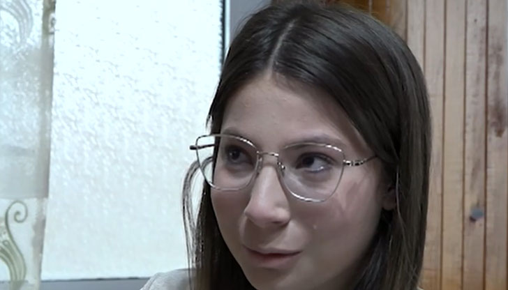 18-годишната Бояна е претърпяла 17 операцииТя е прекрасна млада дама,