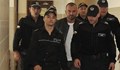 Двама полицаи са с обвинения за чадър над Димитър Любенов