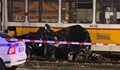 БМВ се размаза в трамвай в София