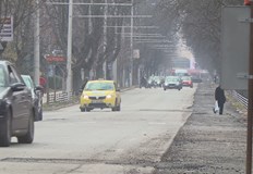 Улици или лунен пейзаж ОбщинаРусе ще тегли 12 милиона лева