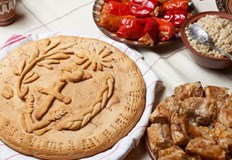 В различните региони на страната мотивите върху питката вариратНа Бъдни