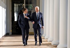 Двете държави ще изпращат помощи за Украйна толкова дълго колкото